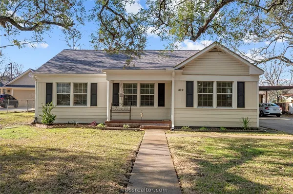 $499,000 | 309 Bolton Avenue, College Station, TX 77840