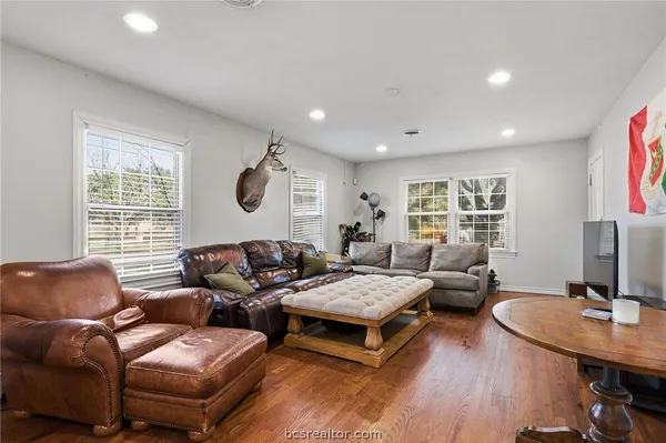 $499,000 | 309 Bolton Avenue, College Station, TX 77840