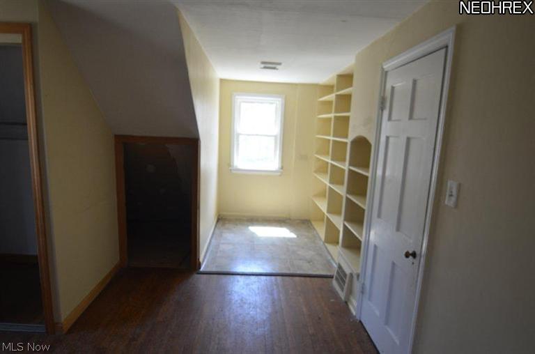 3555 Randolph Road Cleveland Heights, OH 44121 - Photo 11 of 12