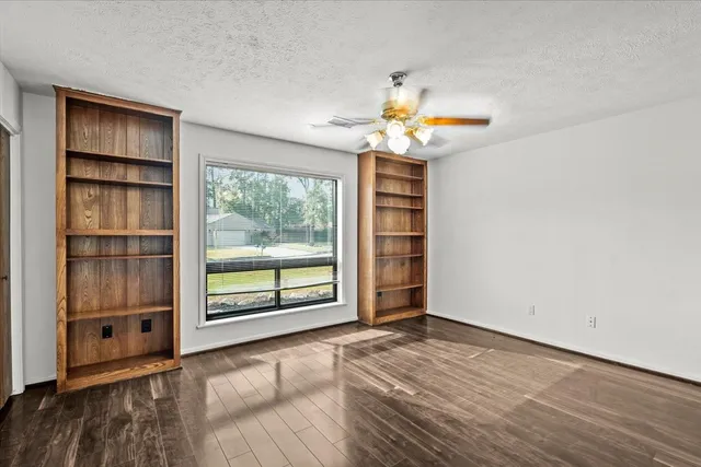 $324,900 | 16214 Coral Bay Street, Crosby, TX 77532