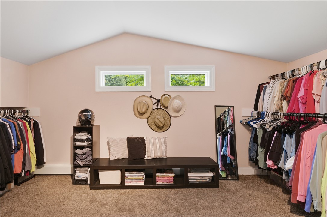 1070 Tarkiln Road Burrillville, RI 02830 - Photo 26 of 43