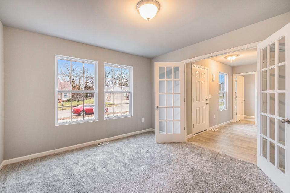 42 Karner Blue Court Chesterton, IN 46304 - Photo 9 of 30 an empty room with windows and closet