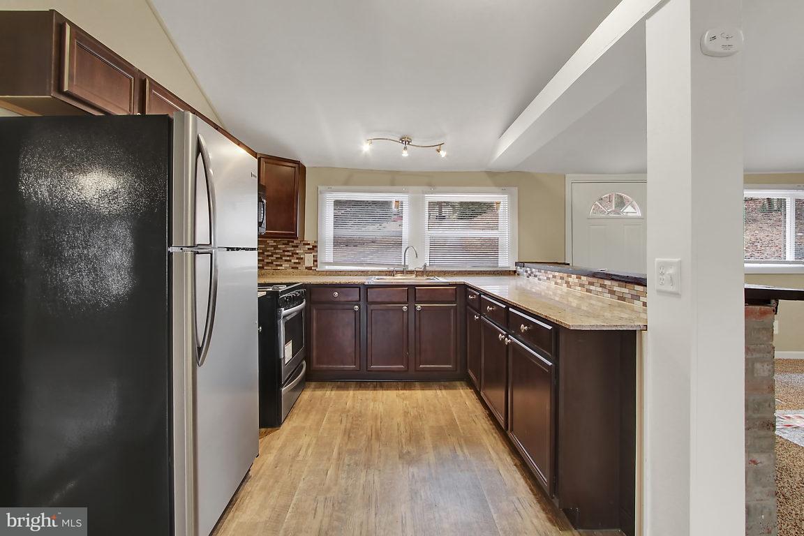 85 Riverview Road Delta, PA 17314 - Photo 7 of 26 Gallery Image 7
