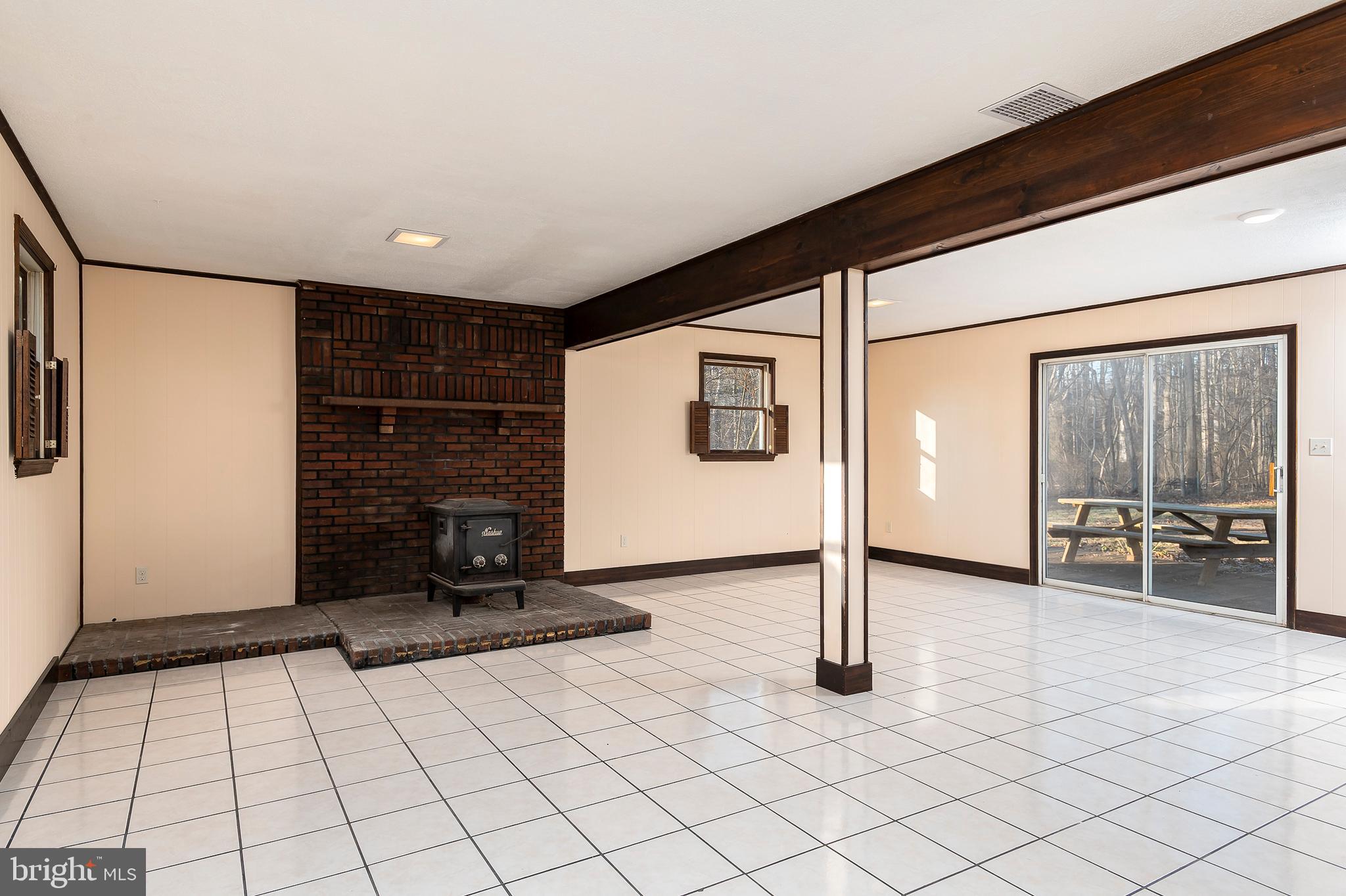 4437 Roop Road Mount Airy, MD 21771 - Photo 21 of 32 Family Room