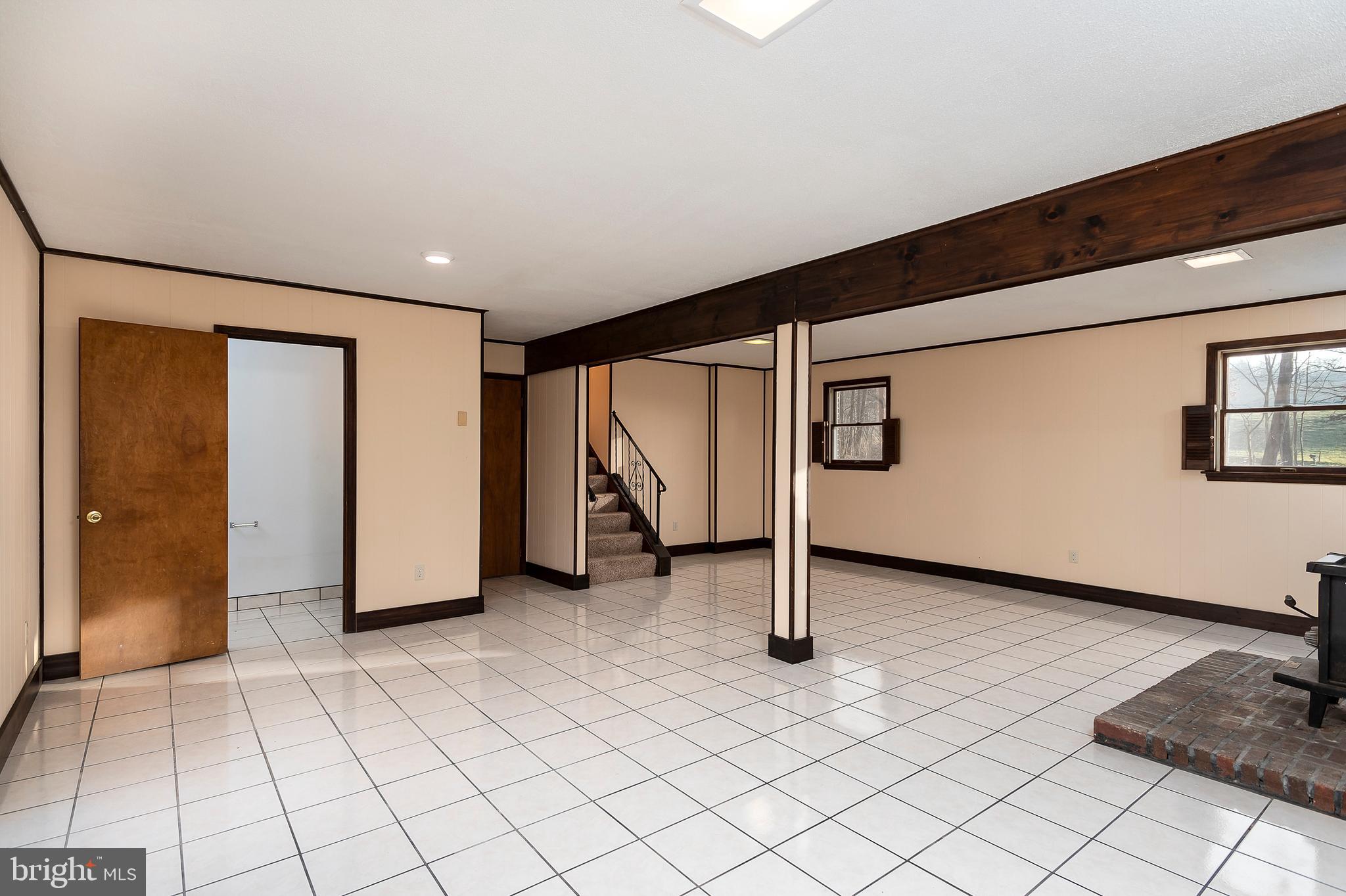 4437 Roop Road Mount Airy, MD 21771 - Photo 23 of 32 Family Room