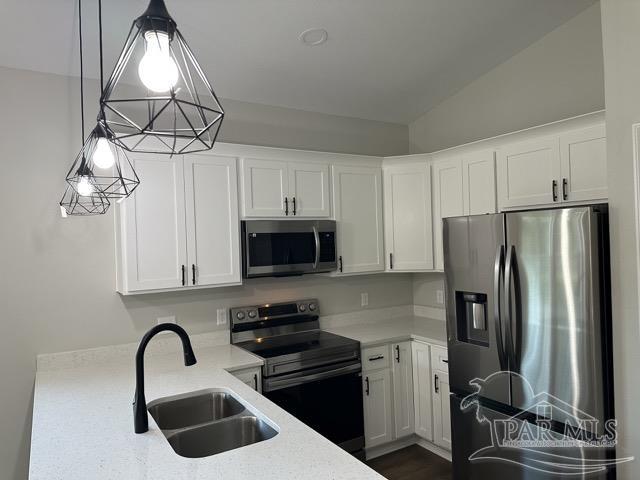 3914 Thornton Street Milton, FL 32571 - Photo 7 of 35