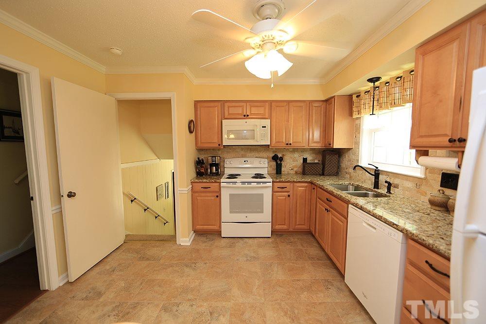 4317 Pickwick Drive Raleigh, NC 27613 - Photo 9 of 24