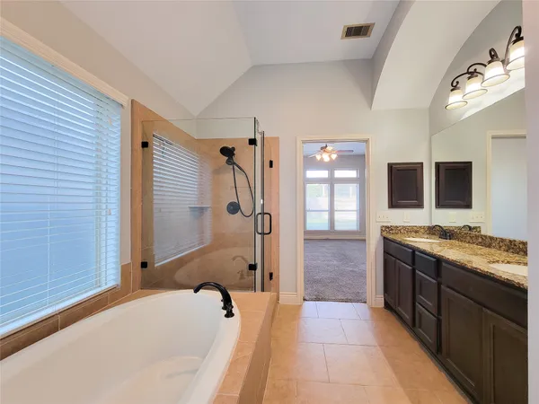 $2,575 | 106 Colina Vista Way, Montgomery, TX 77316