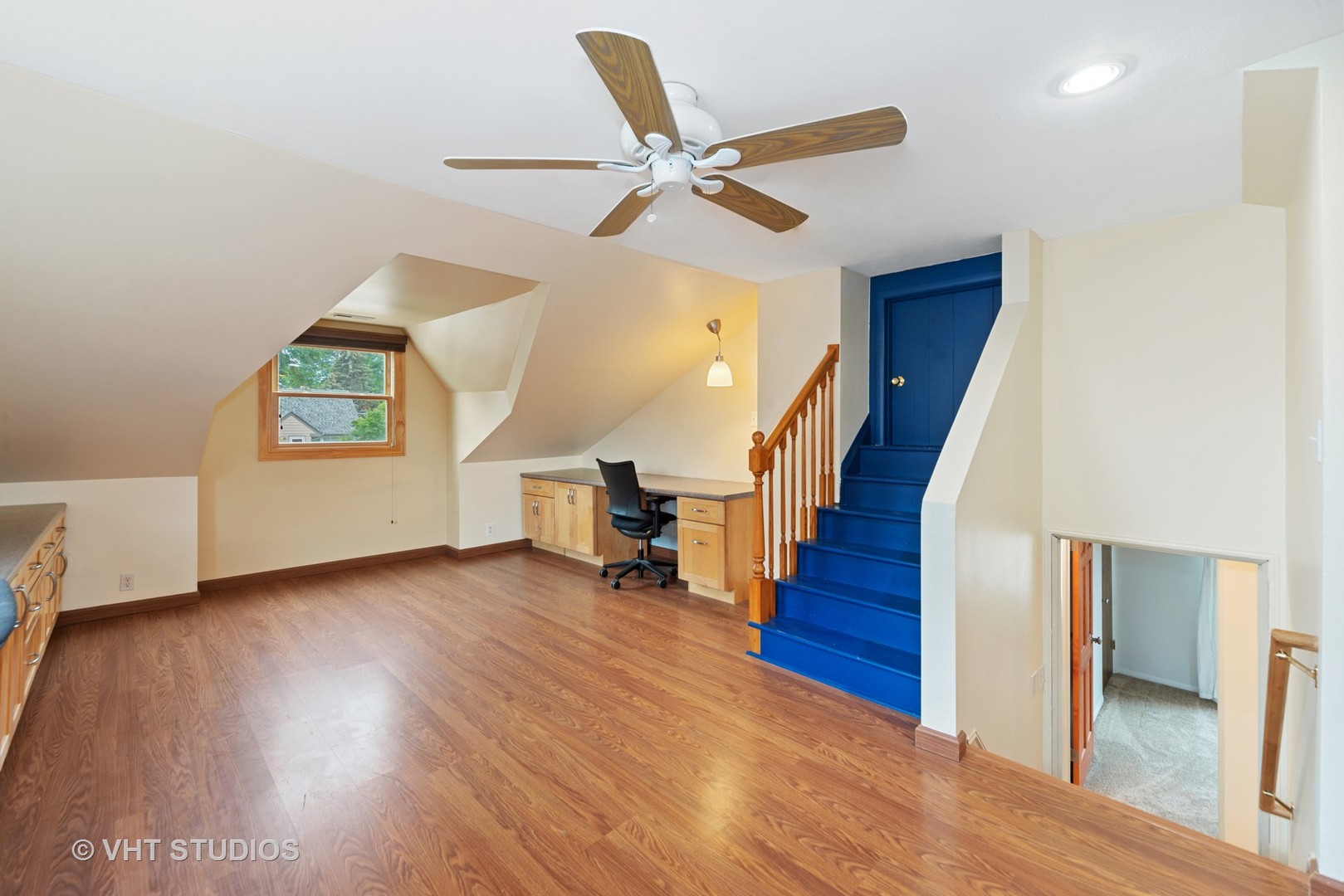 965 Spring Road Elmhurst, IL 60126 - Photo 11 of 27 Gallery Image 11