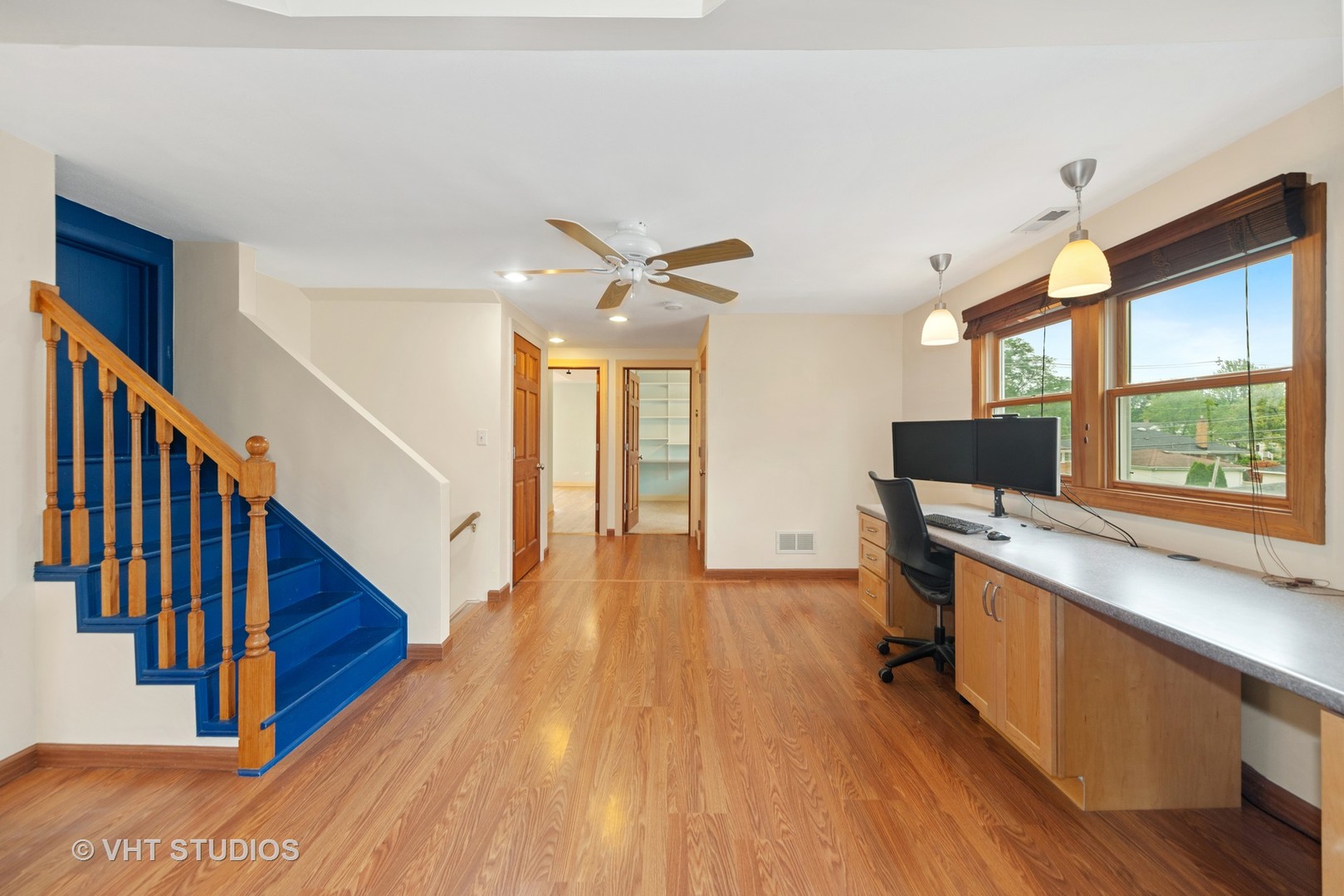 965 Spring Road Elmhurst, IL 60126 - Photo 12 of 27 Gallery Image 12