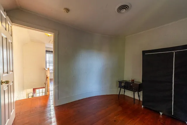 $2,000 | 66 Lyford Street, Laconia, NH 03246