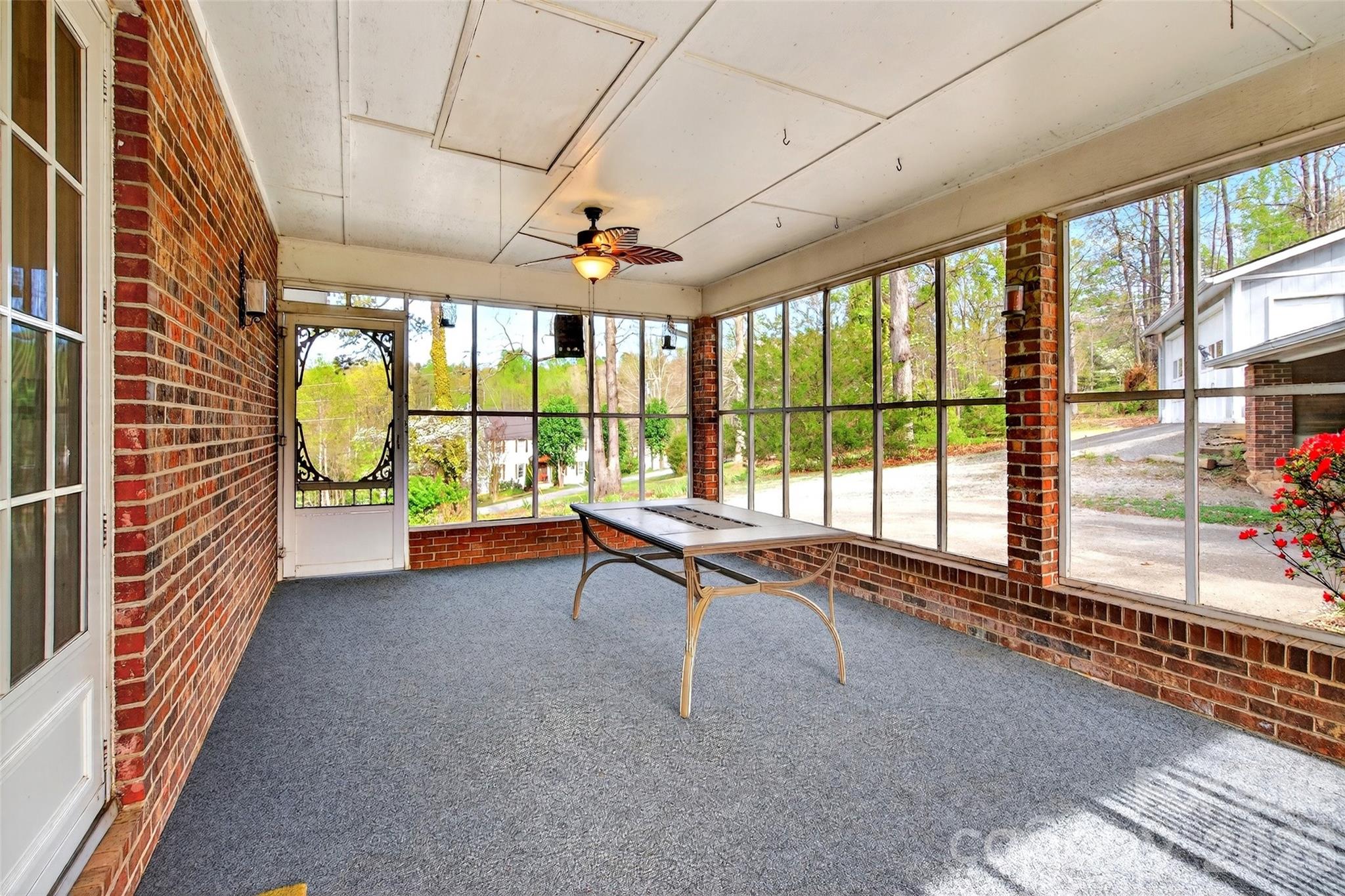 82 Landis Road Marion, NC 28752 - Photo 6 of 48