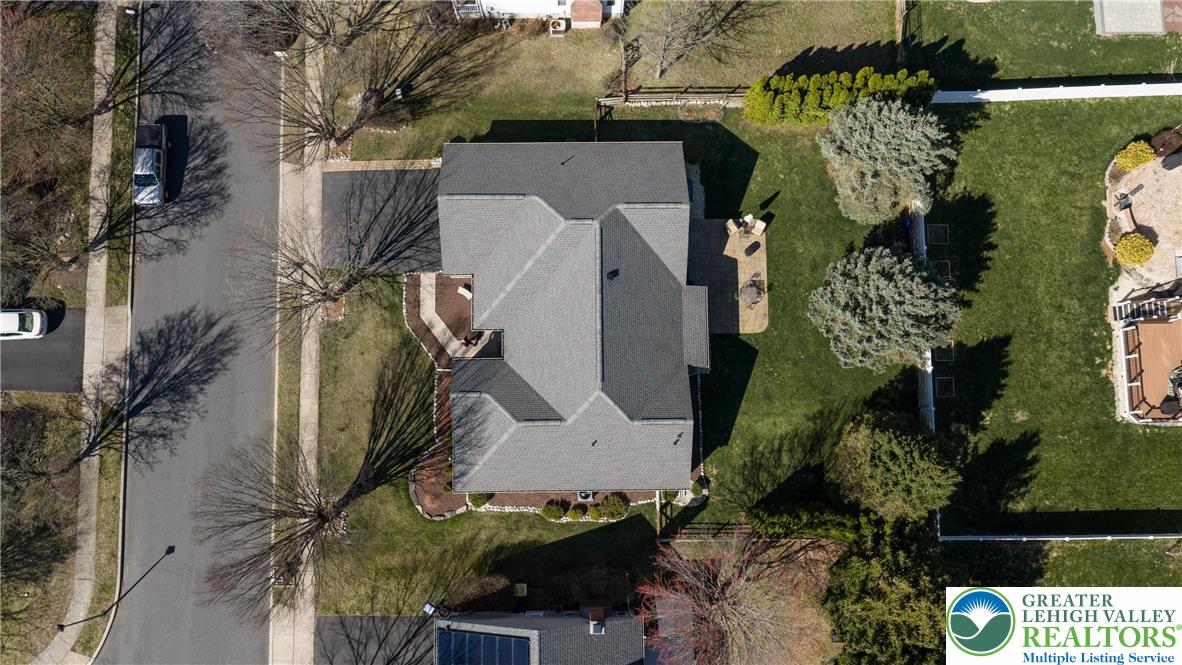 4075 Ross Road Bethlehem, PA 18020 - Photo 9 of 61 Gallery Image 9