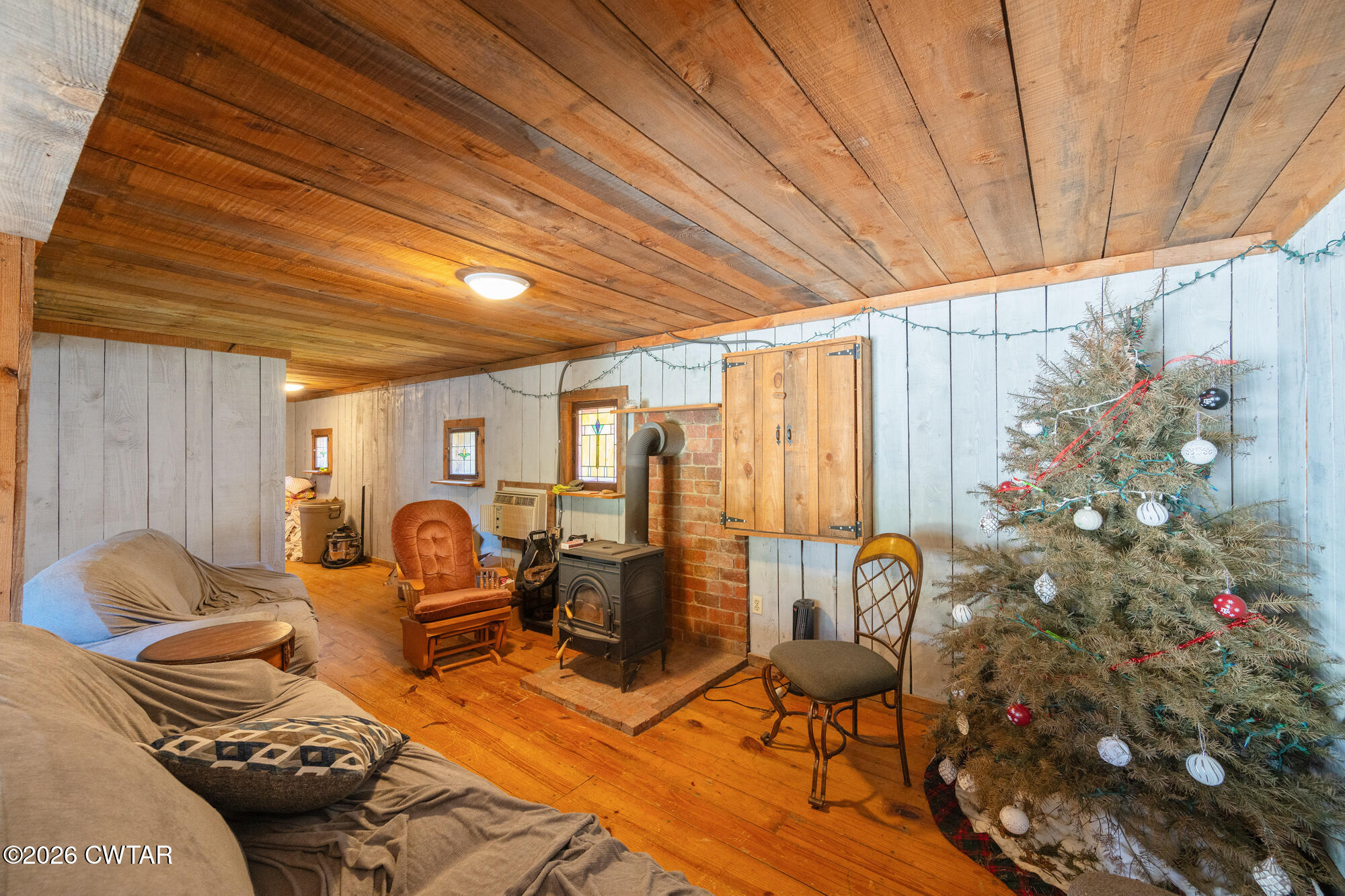 101 Red Ribbon Road Westport, TN 38387 - Photo 33 of 51 a living room with patio furniture