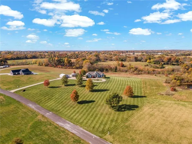 $865,000 | 10030 Airfield Lane, Richmond, MO 64085