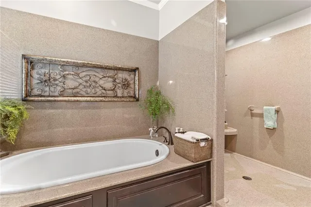 $865,000 | 10030 Airfield Lane, Richmond, MO 64085