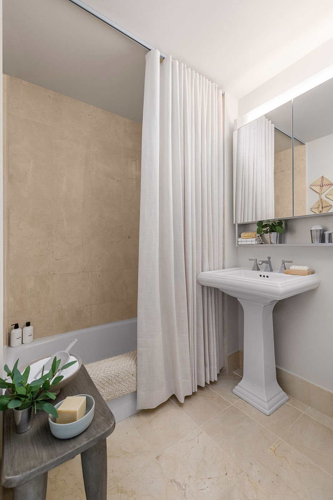 20 River Terrace, Unit 26B Manhattan, NY 10282 - Photo 34 of 39 Gallery Image 34