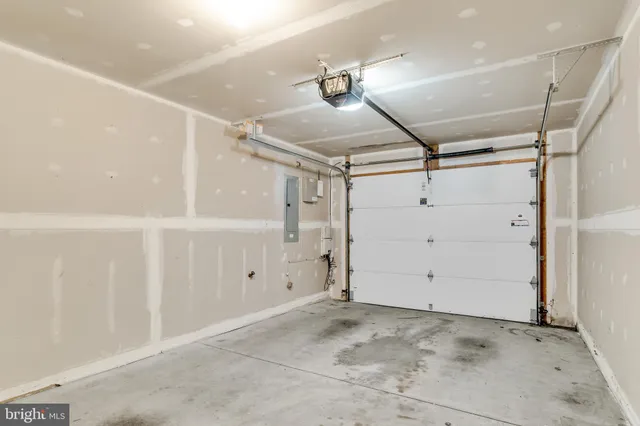 $259,900 | 714 Gregs Drive, Harrisburg, PA 17111