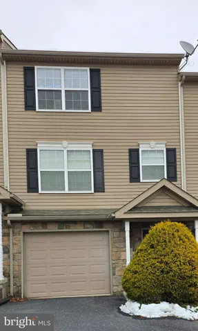 $259,900 | 714 Gregs Drive, Harrisburg, PA 17111