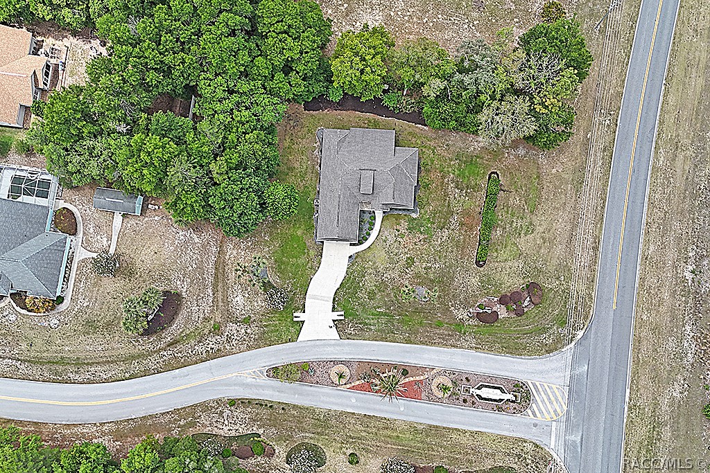 10584 Southwest 53rd Circle Ocala, FL 34471 - Photo 2 of 38