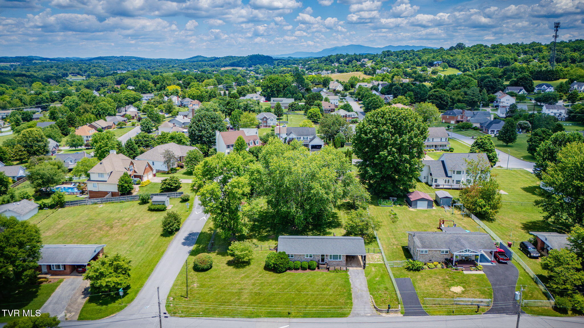 4128 Ranch Road Johnson City, TN 37601 - Photo 23 of 32 102 (5)