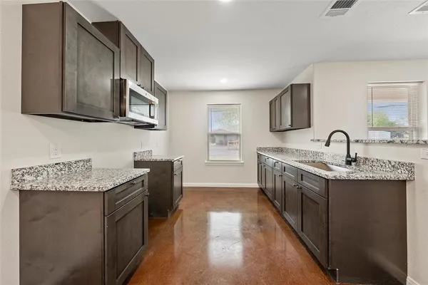 $399,900 | 3407 Pewitt Drive, Waco, TX 76706