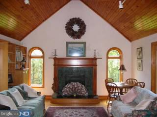 238 A Cowpath Road Souderton, PA 18964 - Photo 3 of 6 Gallery Image 3