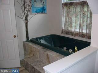 238 A Cowpath Road Souderton, PA 18964 - Photo 5 of 6 Gallery Image 5