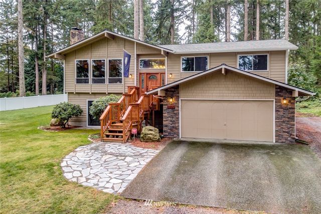 $630,000 | 16012 216th Avenue Northeast, Woodinville, WA 98077