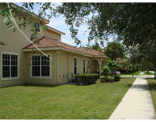105 Via Castilla Jupiter, FL 33458 - Photo 9 of 23 Additional Photo