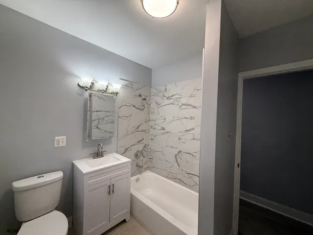 $229,900 | 11248 South Parnell Avenue, Chicago, IL 60628