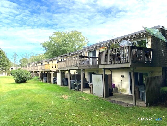 127 Black Point Road, Unit 9 East Lyme, CT 06357 - Photo 5 of 24 Gallery Image 5