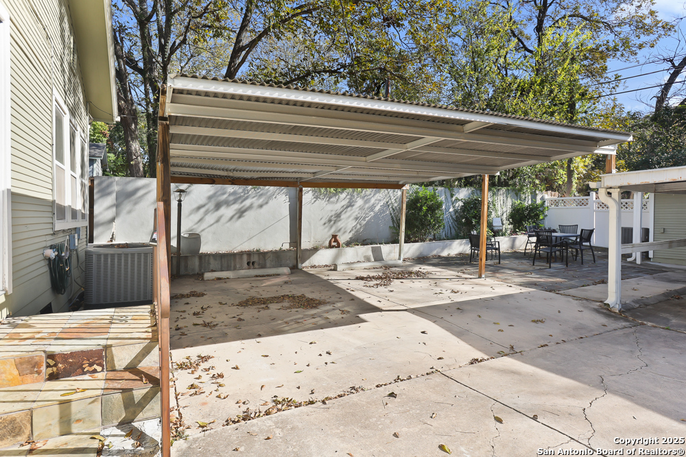 138 Perry Court, Unit 2 San Antonio, TX 78209 - Photo 29 of 29 a view of a backyard