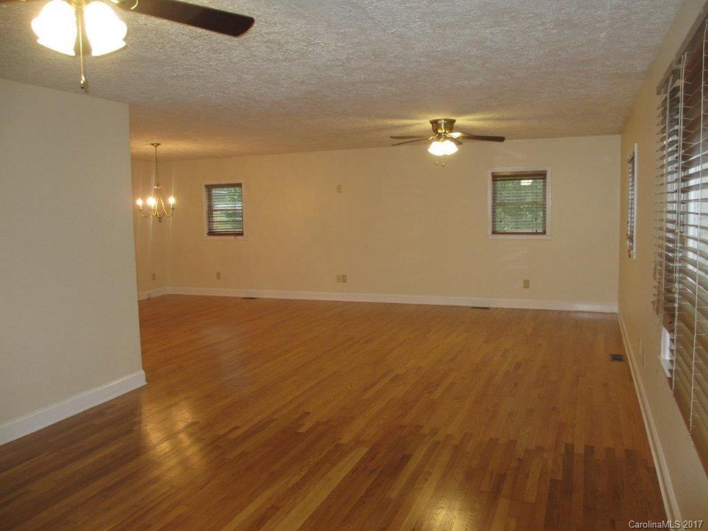 7 Penley Road Fletcher, NC 28732 - Photo 4 of 18 Gallery Image 4