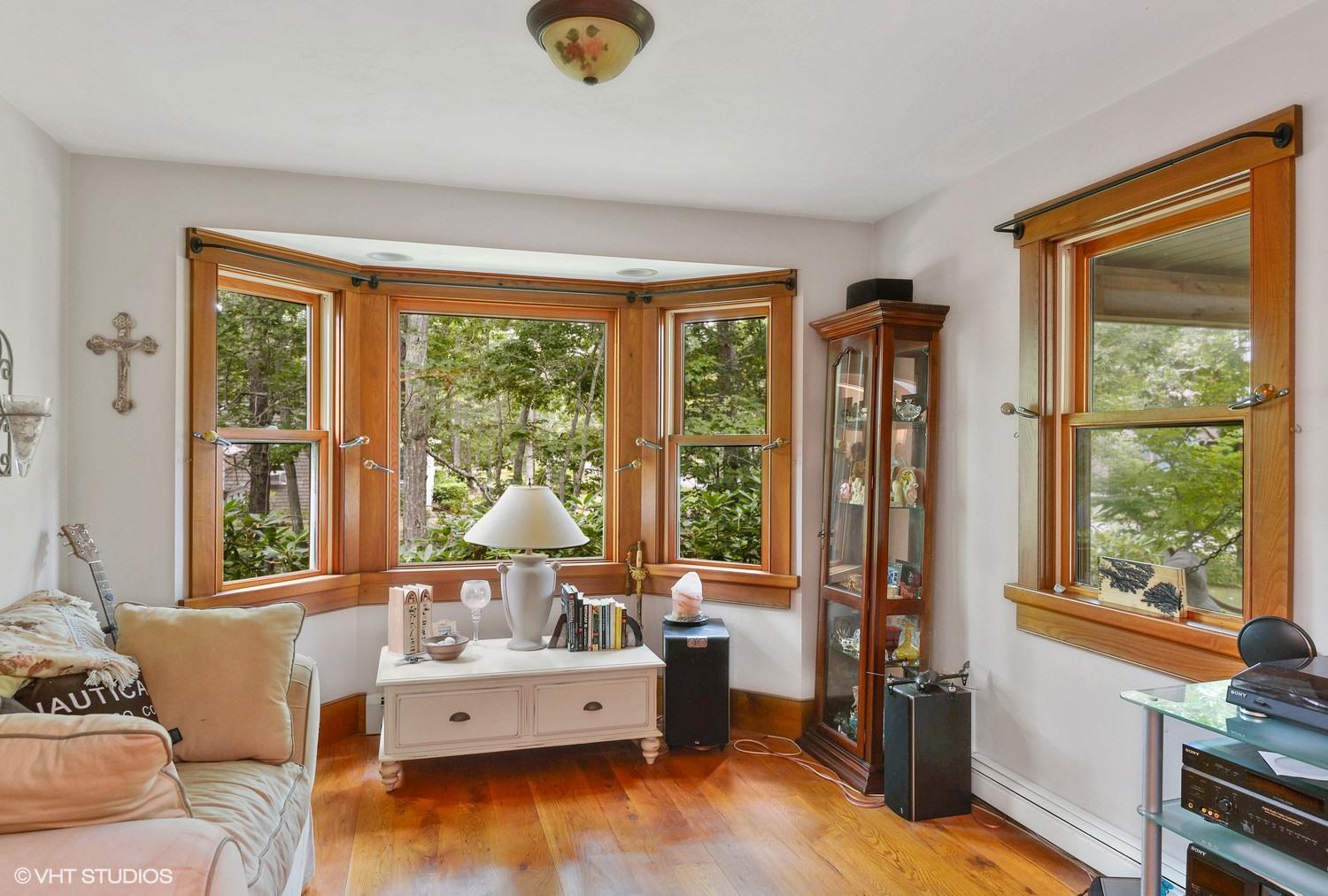 Bright sitting room