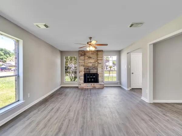 $2,200 | 4511 Tangle Creek Lane, Spring, TX 77388