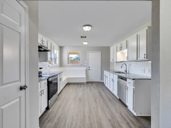 $2,200 | 4511 Tangle Creek Lane, Spring, TX 77388