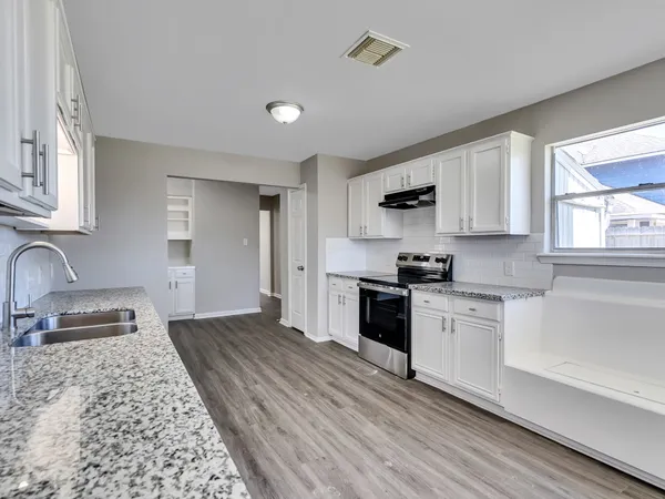 $2,200 | 4511 Tangle Creek Lane, Spring, TX 77388