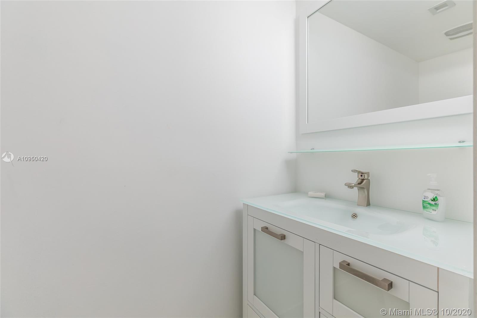35 Southwest 21st Road Miami, FL 33129 - Photo 40 of 51