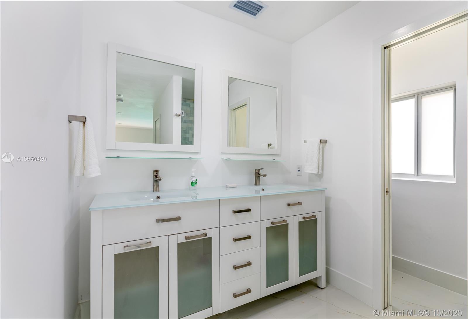 35 Southwest 21st Road Miami, FL 33129 - Photo 50 of 51