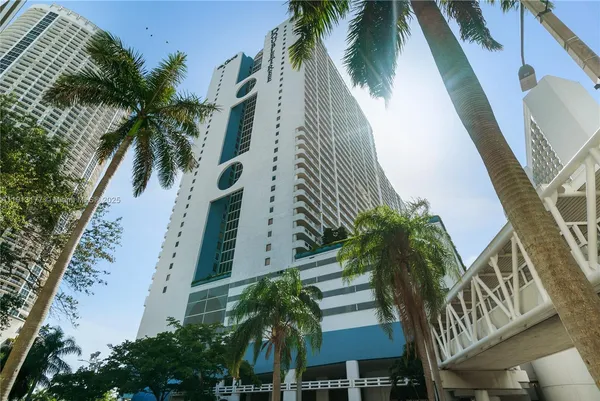 $3,000 | 1717 North Bayshore Drive, Unit A2553, Miami, FL 33132