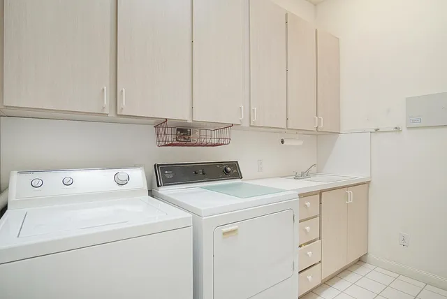 $349,999 | 1553 Northwest Amherst Drive, St. Lucie West, FL 34986