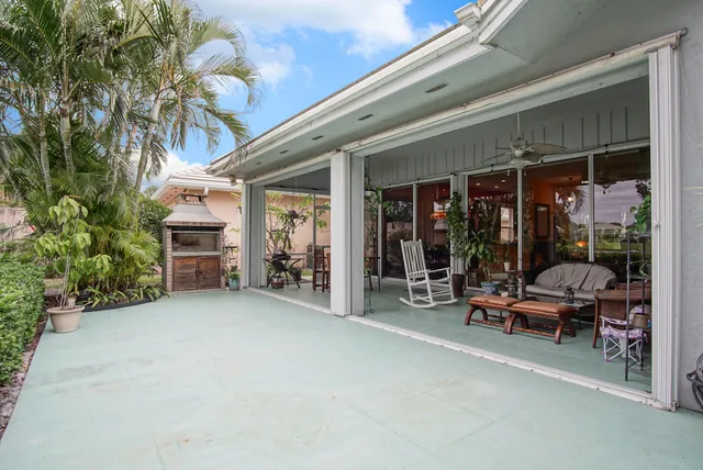 $349,999 | 1553 Northwest Amherst Drive, St. Lucie West, FL 34986