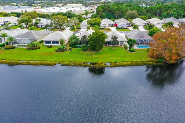 $349,999 | 1553 Northwest Amherst Drive, St. Lucie West, FL 34986