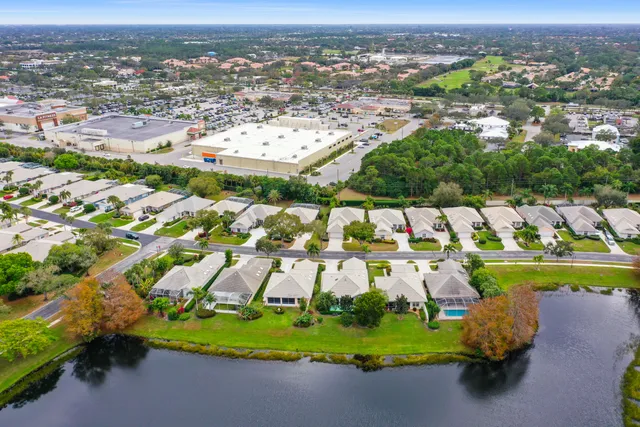 $349,999 | 1553 Northwest Amherst Drive, St. Lucie West, FL 34986