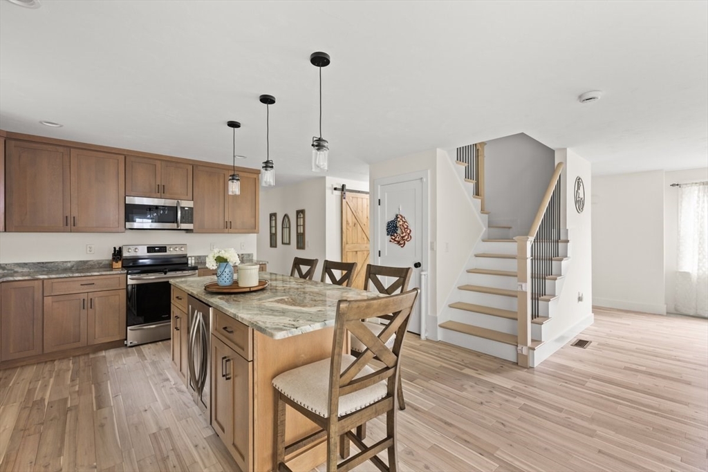 20 Georgia Rae Way Attleboro, MA 02703 - Photo 6 of 35 Gallery Image 6