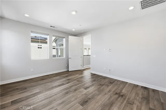 $5,800 | 141 Holliston, Lake Forest, CA 92630