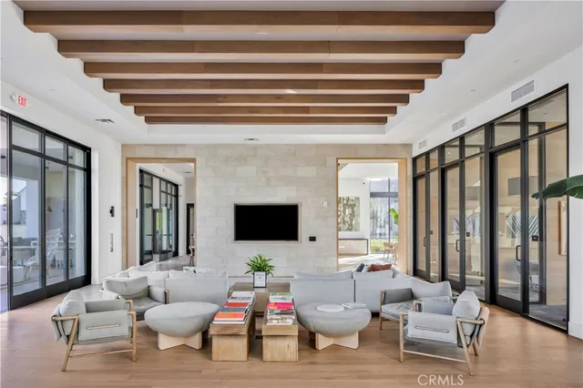 $5,800 | 141 Holliston, Lake Forest, CA 92630