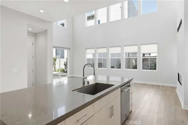 $5,800 | 141 Holliston, Lake Forest, CA 92630