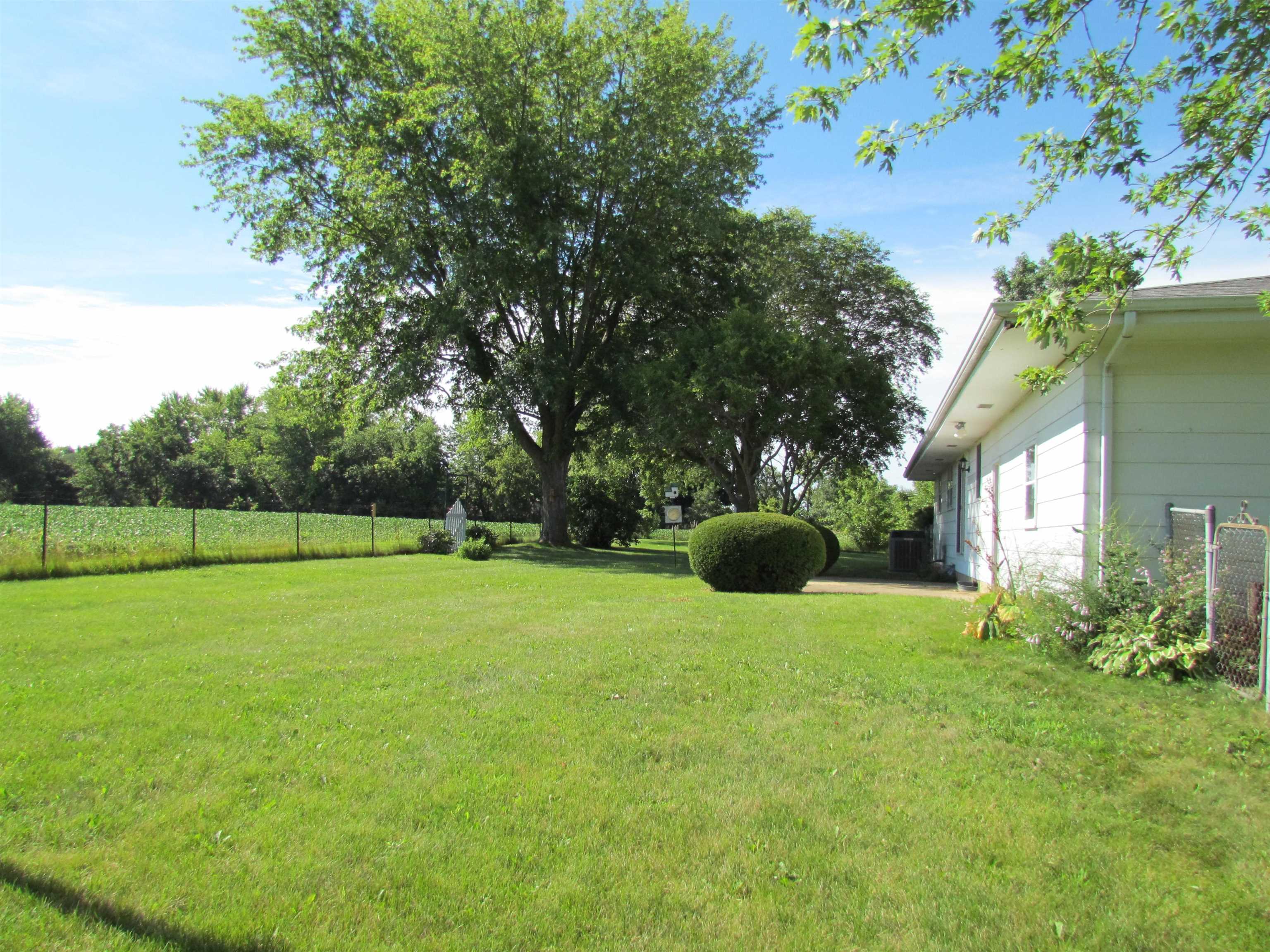 2475 North Pecatonica Road Pecatonica, IL 61063 - Photo 30 of 36 a view of a backyard